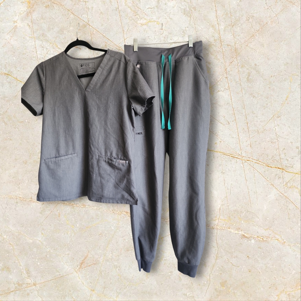Figs Gray Scrub Set with Teal Drawstrings